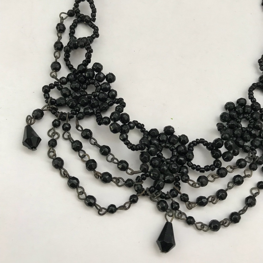 Choker necklace